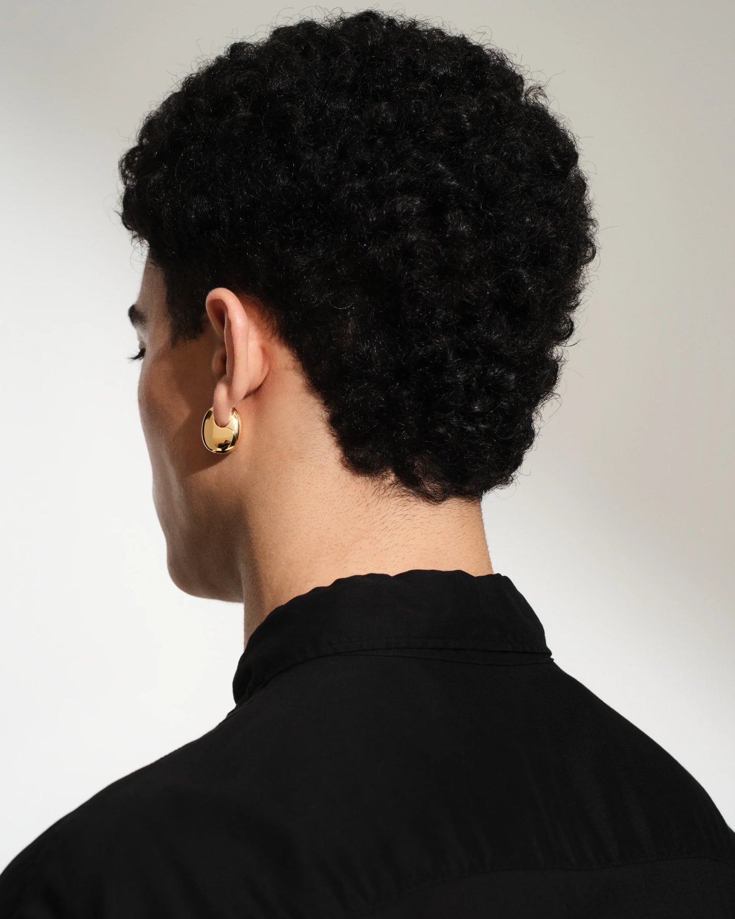 Tom Wood Pebble Hoops Medium Gold