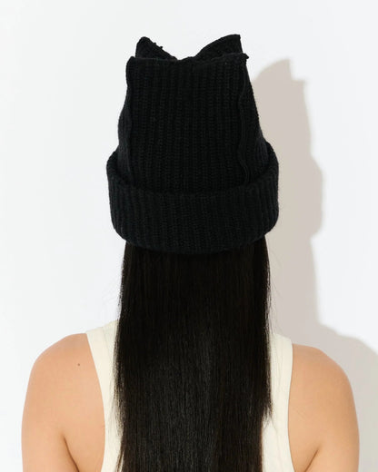 BOX BEANIE IN BLACK