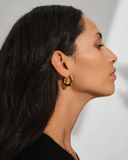 Tom Wood Chunky Hoops Medium Gold