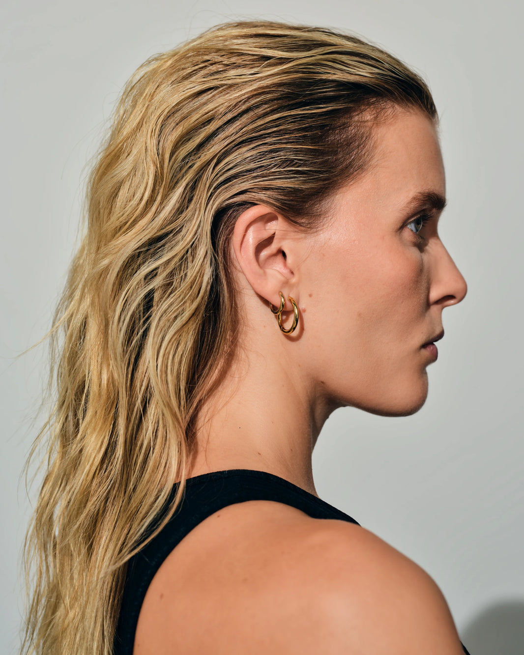 Tom Wood Classic Hoops Small Gold