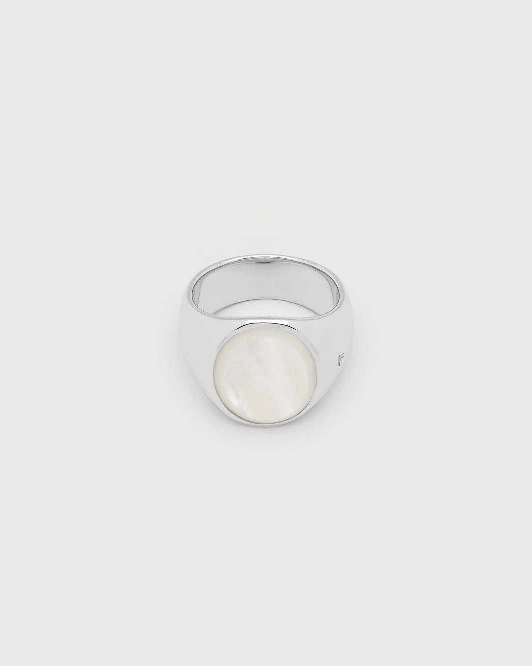 Tom Wood Oval White Mother of Pearl