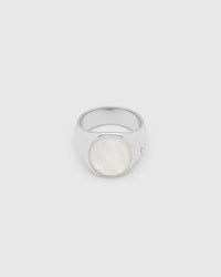 Tom Wood Oval White Mother of Pearl