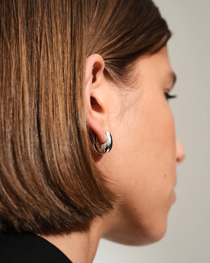Tom Wood Pebble Hoops Small