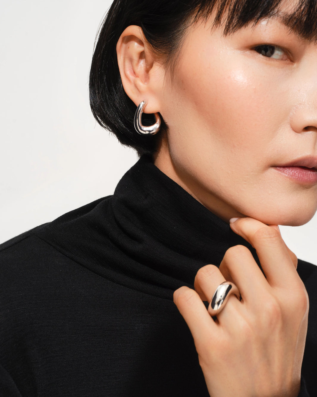 TOM WOOD TWIST HOOPS