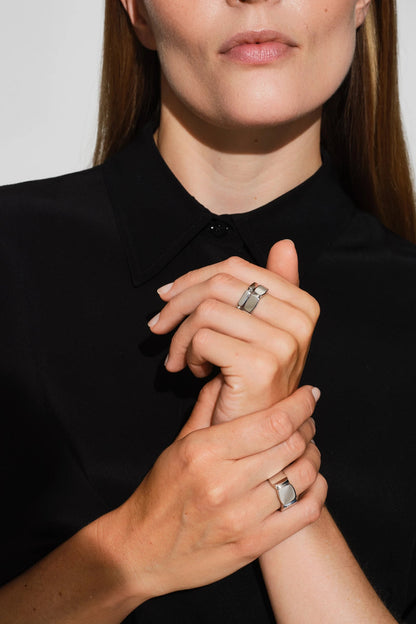 TOM WOOD UMI BAND RING MEDIUM