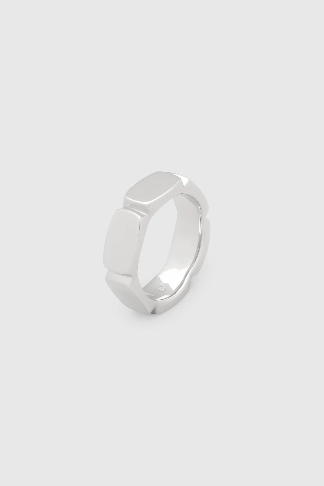 TOM WOOD UMI BAND RING MEDIUM