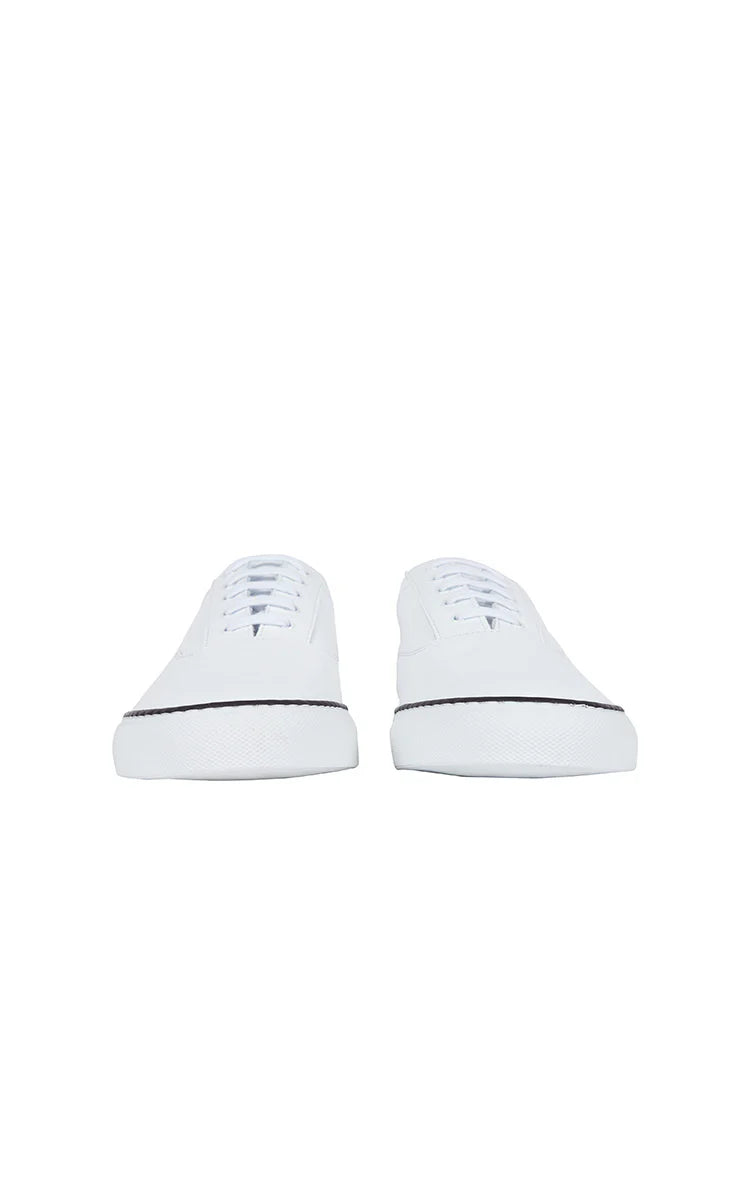 Common Projects Five Hole in Leather Sneakers