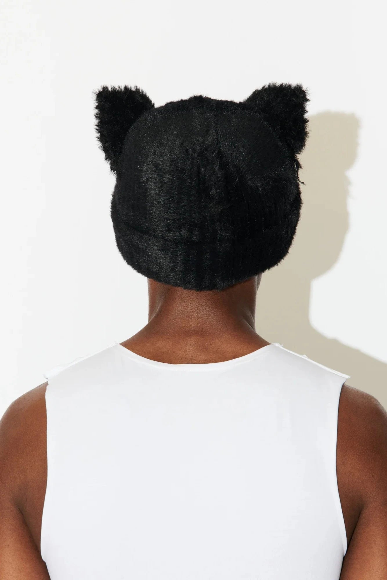 FLUFFY CHUNKY EARS BEANIE_BLACK