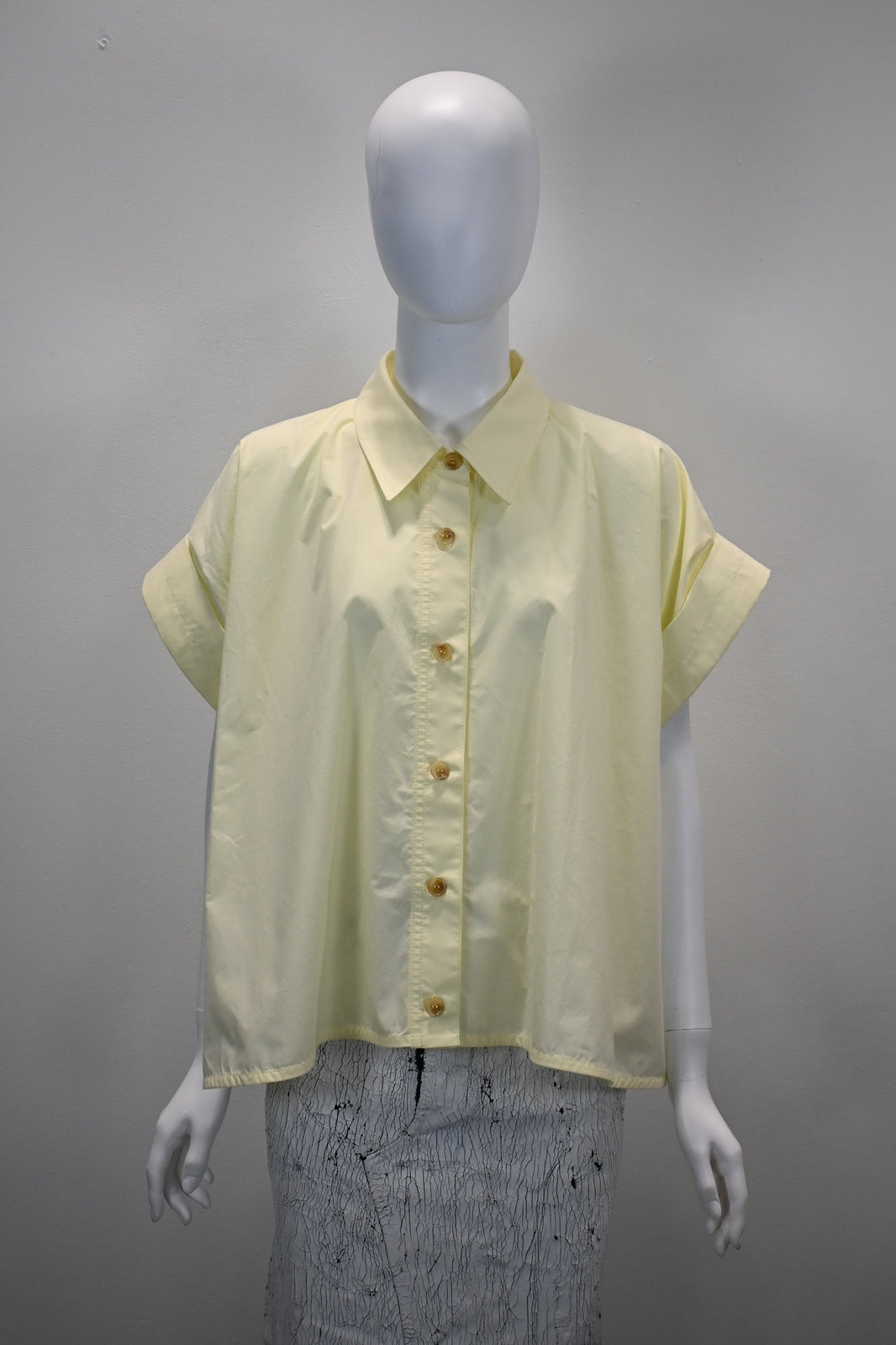 LOW CLASSIC CURVED HEM SHIRT