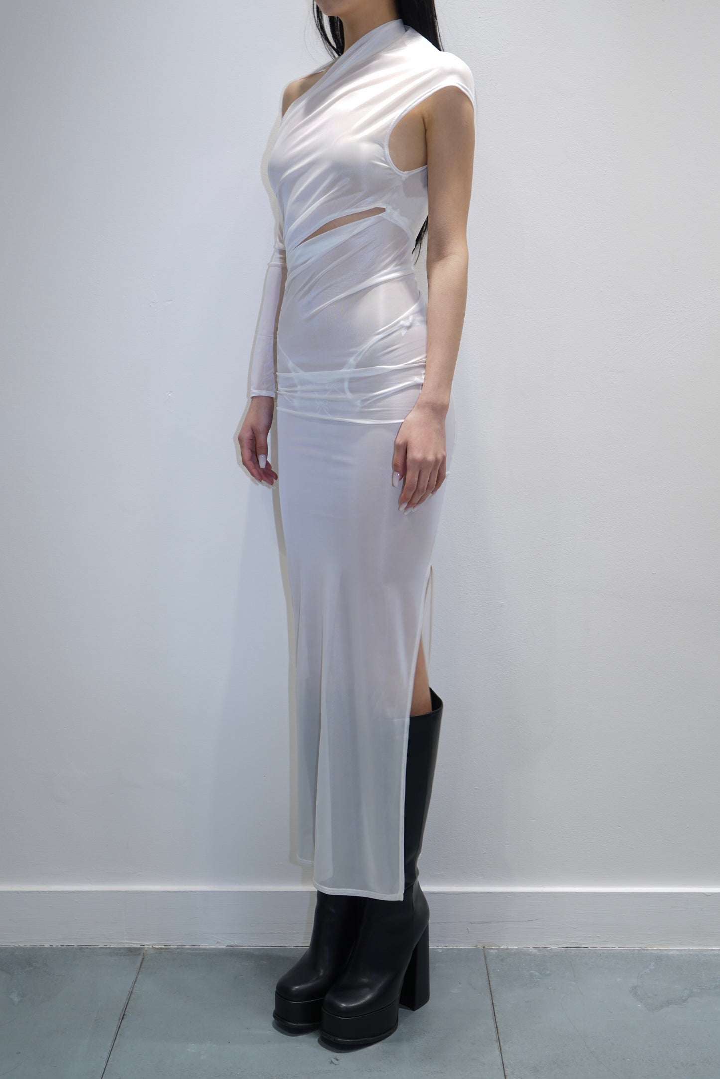 PRESSIAT WHITE ASYMETRICAL DRESS