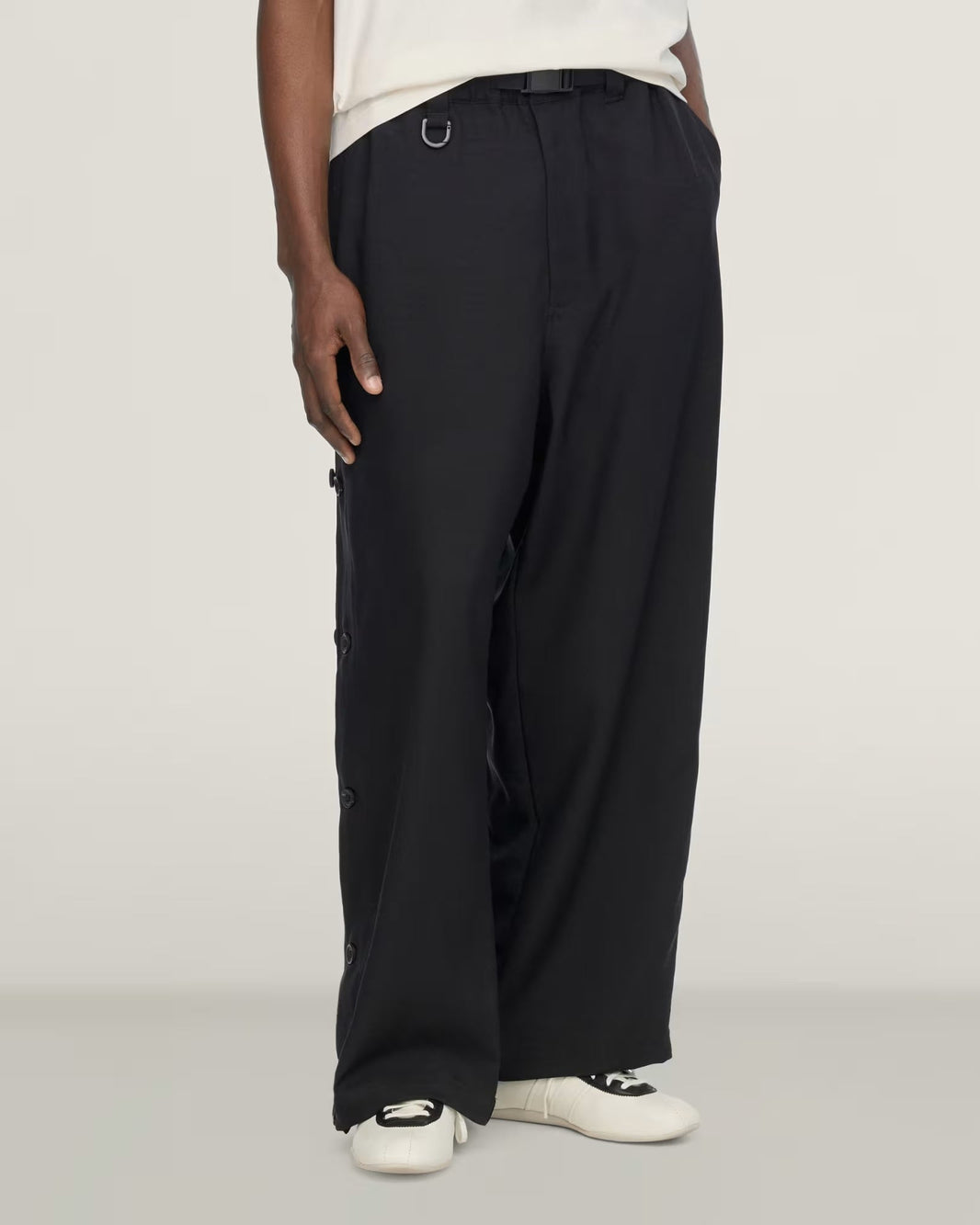 Y-3 SPORT UNIFORM ADAPTIVE 3 STRIPES TROSUERS_BLACK